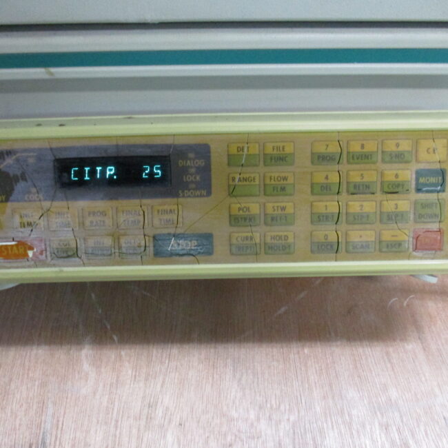 1219【SHIMADZU】 ガスクロマトグラフ 型番：GC-14B，C-R8A，TDI212
