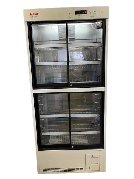 三洋電機　SANYO　MEDCOOL　薬用冷蔵ショーケース　MPR-161（H）　業務用品　引き取り限定　薬用検査