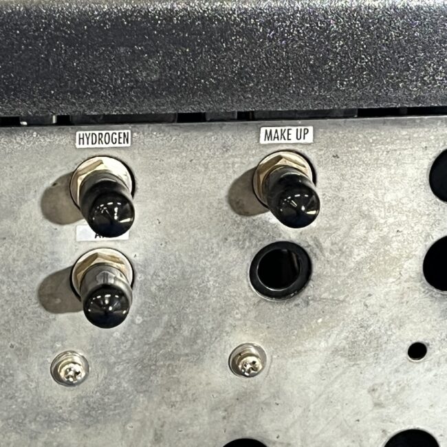 3761