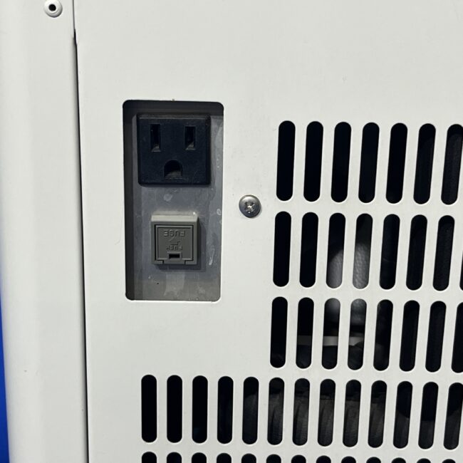 3944